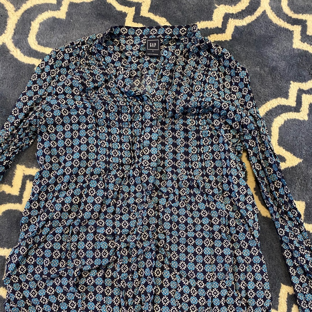 Gap Maternity blouse size Small.